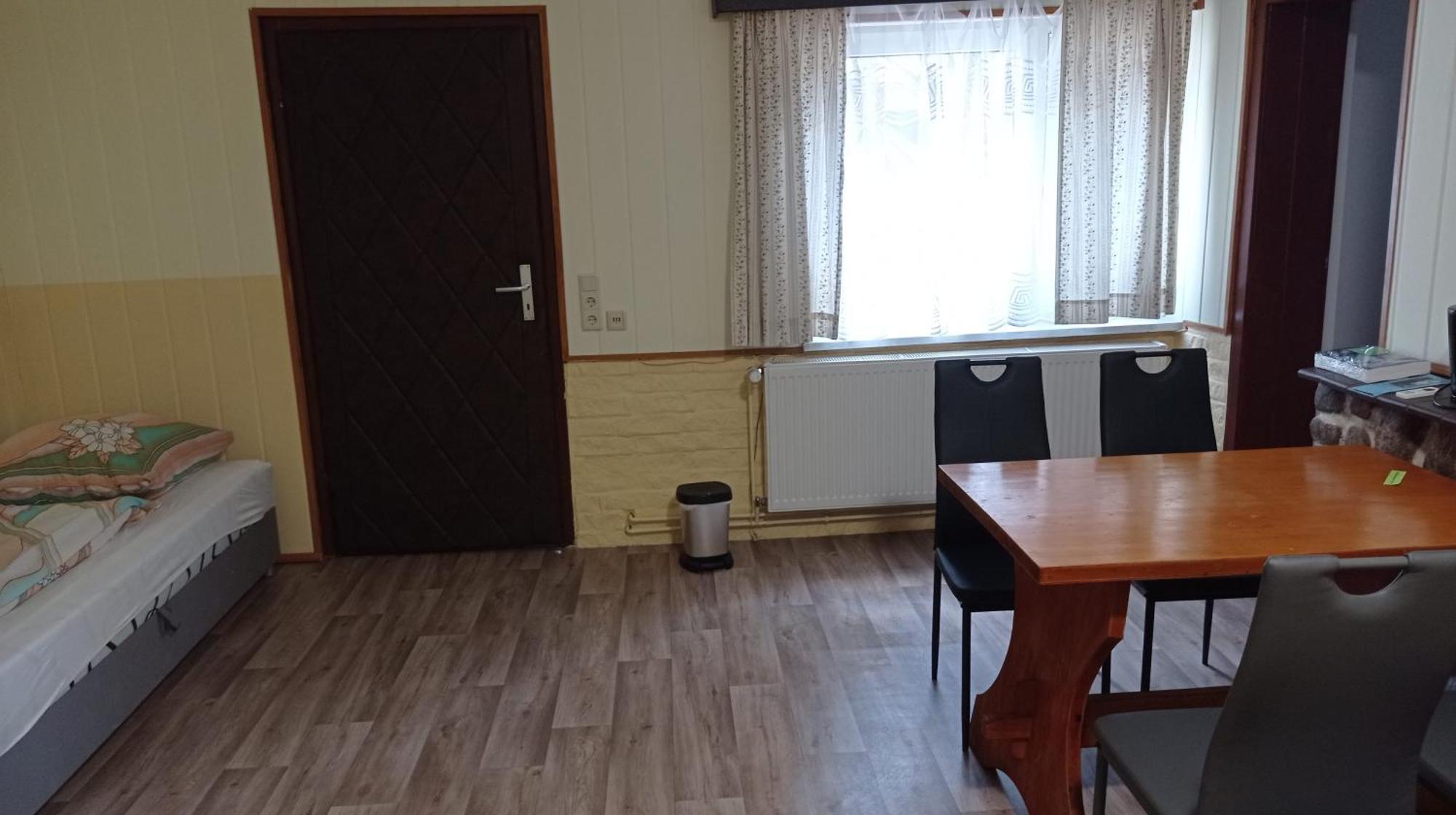 Gaestezimmer Sommer Locktow Ngoại thất bức ảnh