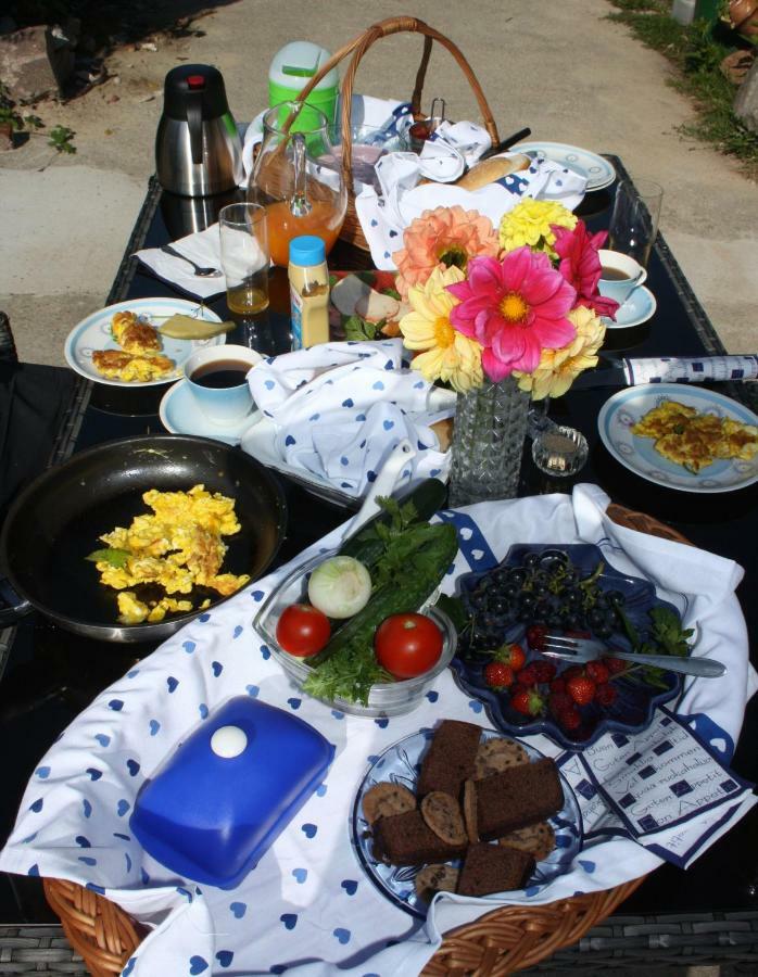 Gaestezimmer Sommer Locktow Ngoại thất bức ảnh
